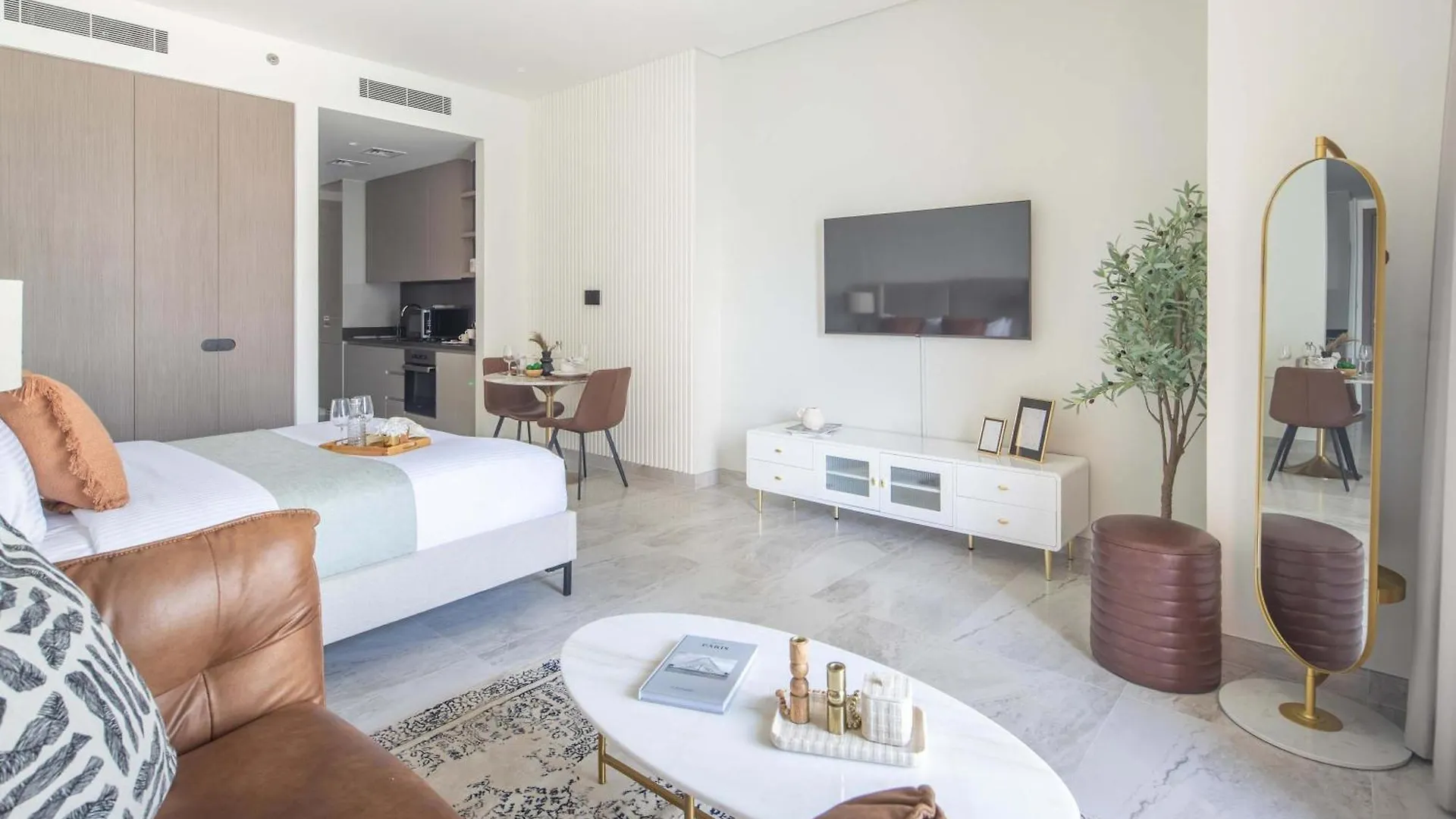 Apartment Frank Porter - Peninsula Five Dubai United Arab Emirates