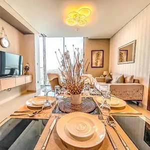 شقة By Latinem Luxury 2br Holiday Cv B1309 Near Burj Khalifa, دبي